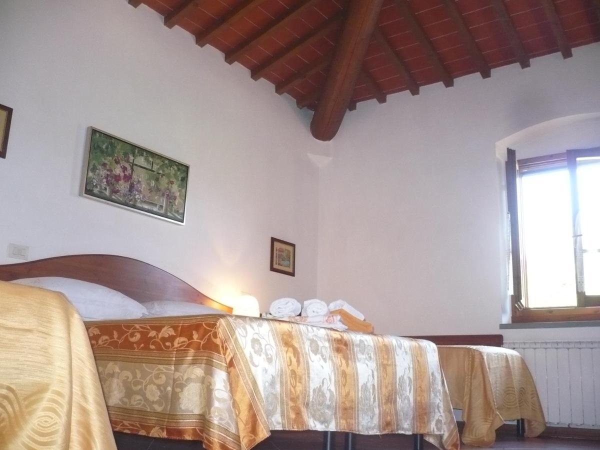 レッジェッロ Agriturismo La Ripaヴィラ エクステリア 写真
