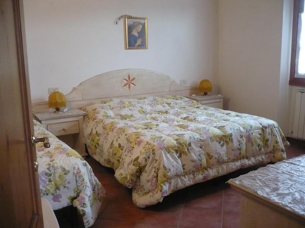 レッジェッロ Agriturismo La Ripaヴィラ 部屋 写真